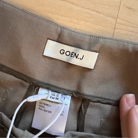 GOEN.J NWT Tan Wool Blend Straight Leg Trousers Side Buttons Size 6 - Picture 3 of 8